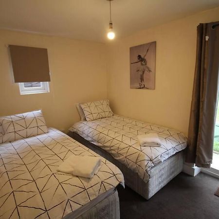 Willesden Lodge Londyn Zewnętrze zdjęcie