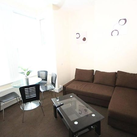 Willesden Lodge Londyn Zewnętrze zdjęcie